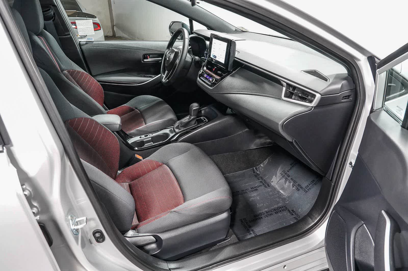 Certified 2025 Toyota Corolla SE FWD image 17