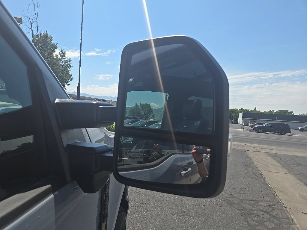 Used 2025 Ford F350 Platinum AWD/4WD image 32