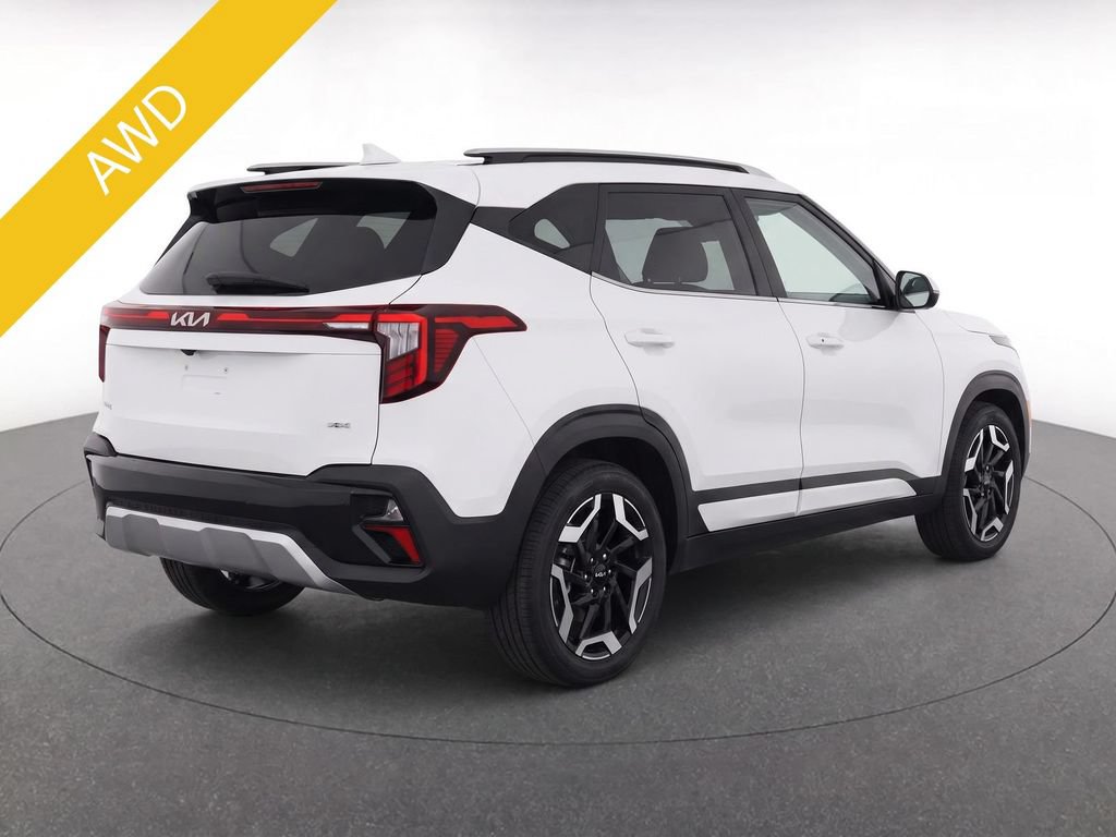 Certified 2024 Kia Seltos SX w/ SX Sunroof Package AWD/4WD image 3