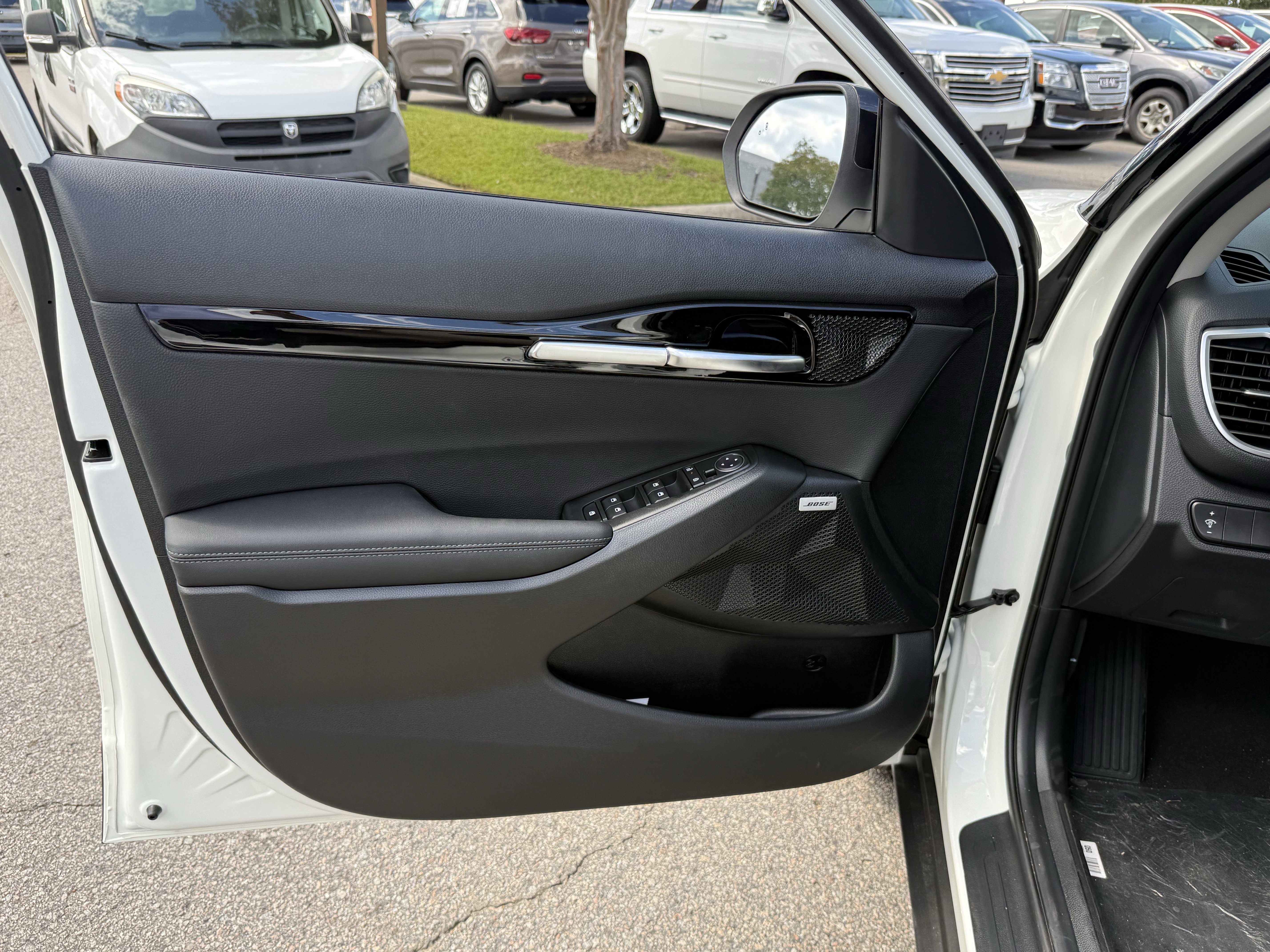 New 2026 Kia Seltos SX image 18