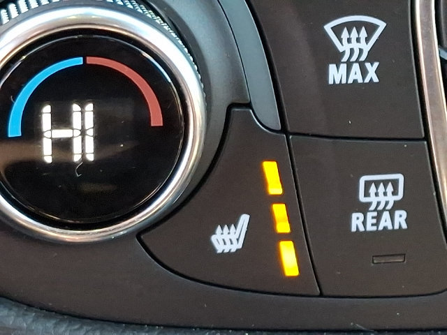 Used 2024 Chevrolet Equinox LT AWD/4WD image 23