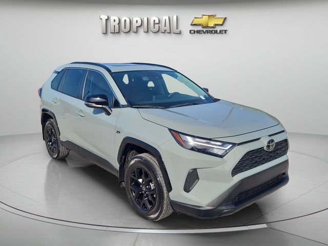 Used 2023 Toyota RAV4 XLE w/ Convenience Package FWD image 7