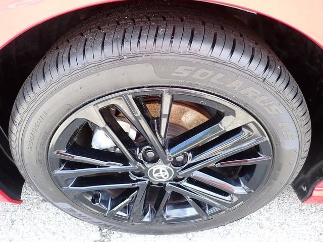 Used 2025 Toyota Camry SE FWD image 12