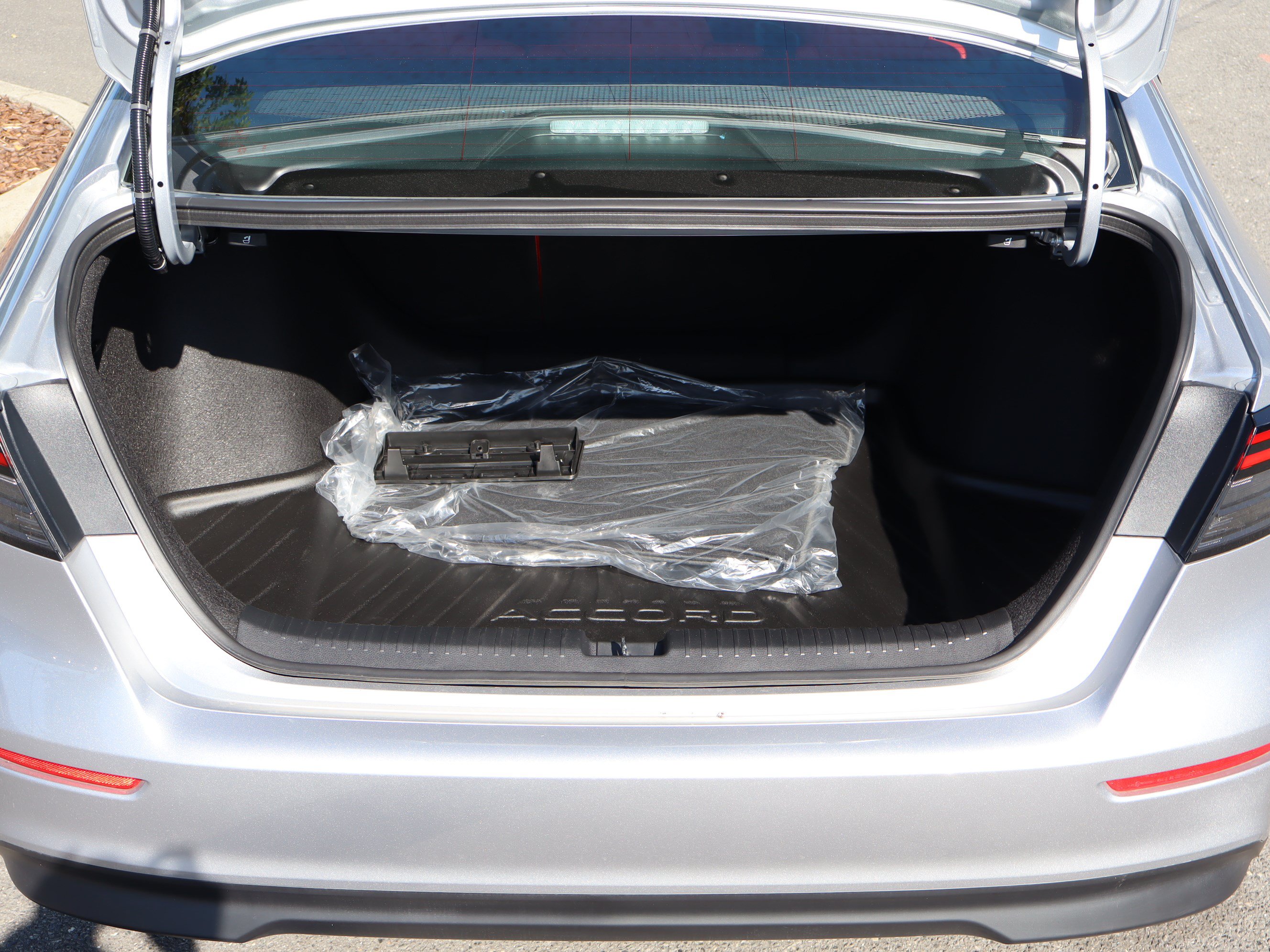 Used 2026 Honda Accord Sport image 32