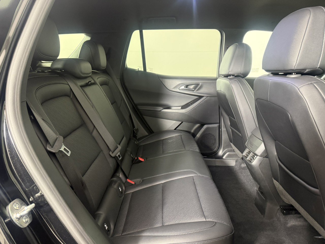 Used 2026 Chevrolet Equinox LT w/ Convenience Package II image 13