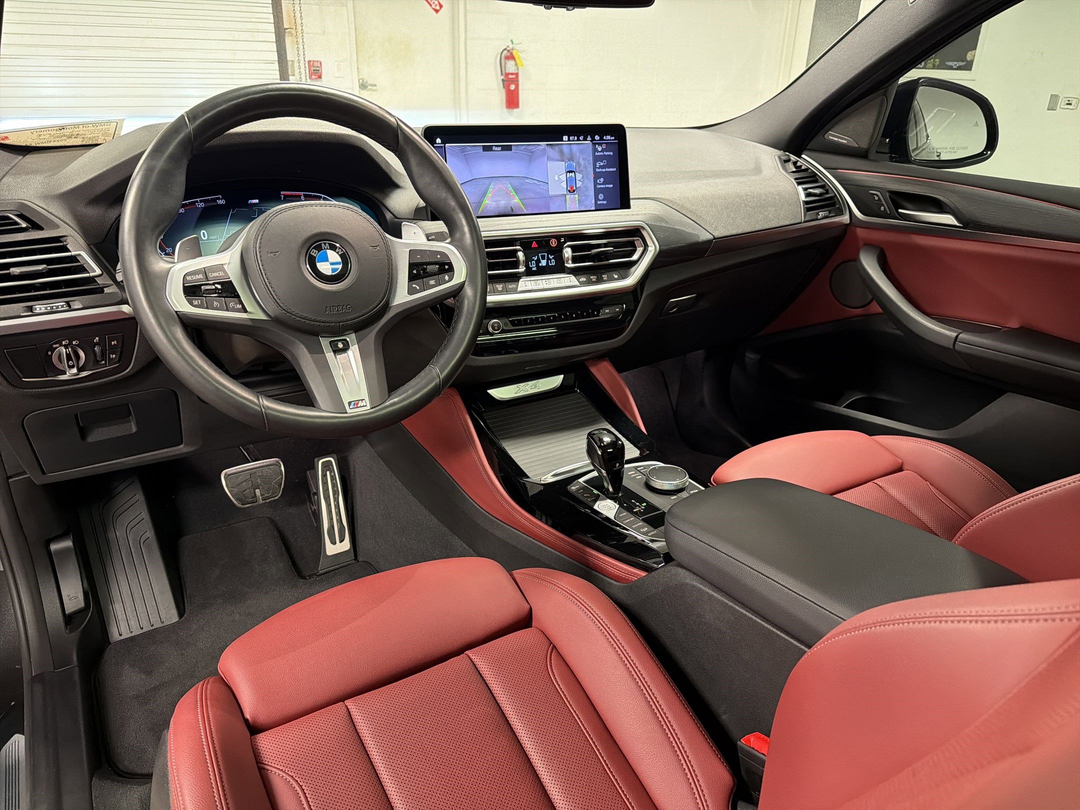 Certified 2024 BMW X4 xDrive30i w/ Premium Package image 28