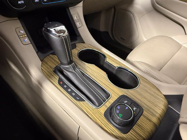 Used 2019 GMC Acadia Denali w/ Technology Package FWD image 26