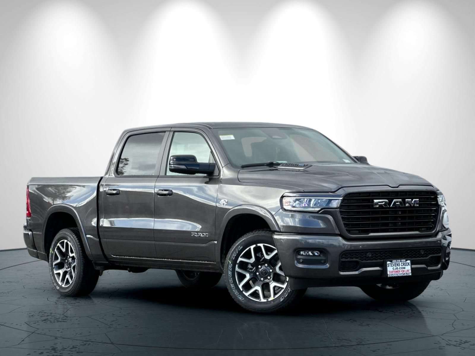 New 2026 RAM 1500 Laramie AWD/4WD image 2