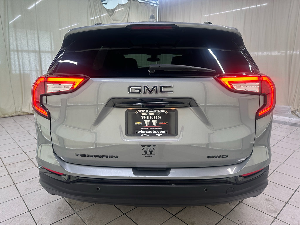 Certified 2023 GMC Terrain SLT w/ Infotainment Package II AWD/4WD image 5