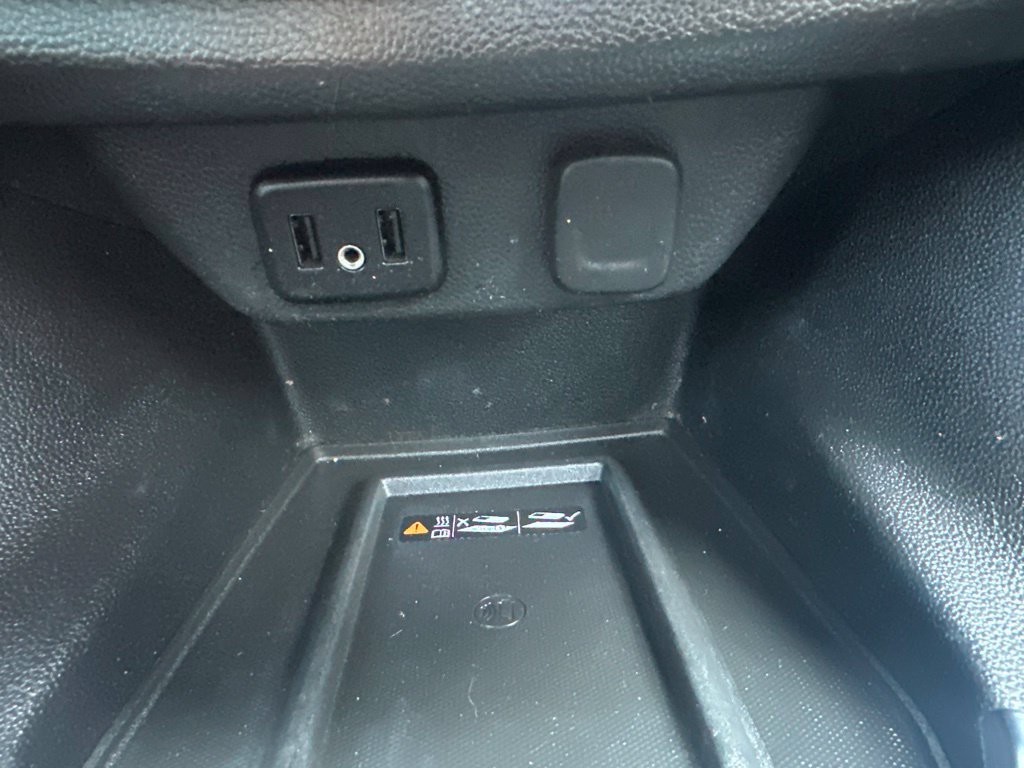 Used 2019 Chevrolet Traverse Premier w/ Redline Edition FWD image 23