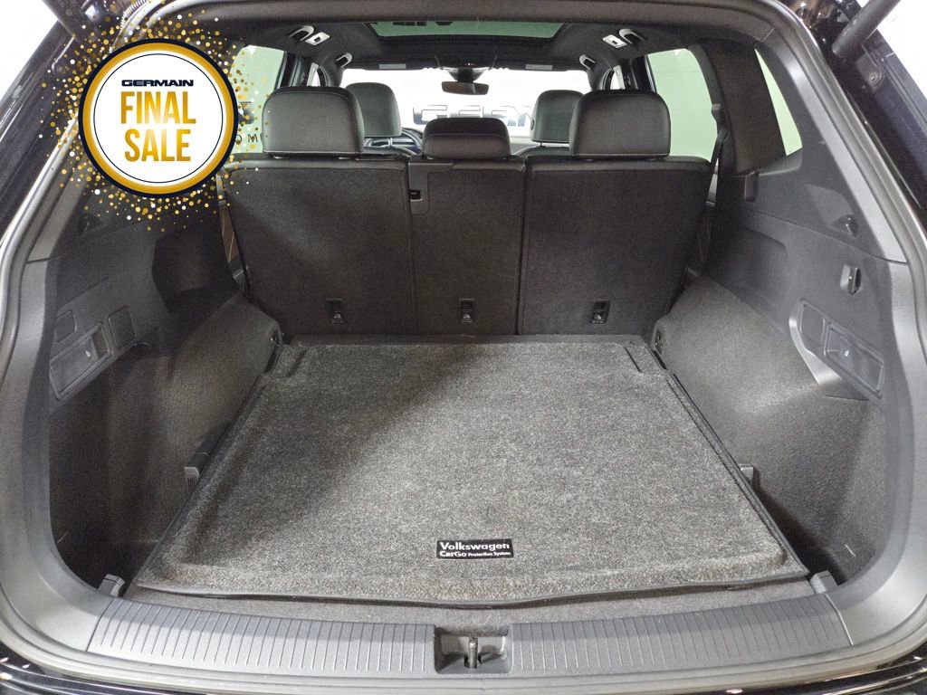 Used 2024 Volkswagen Tiguan SEL R-Line image 20