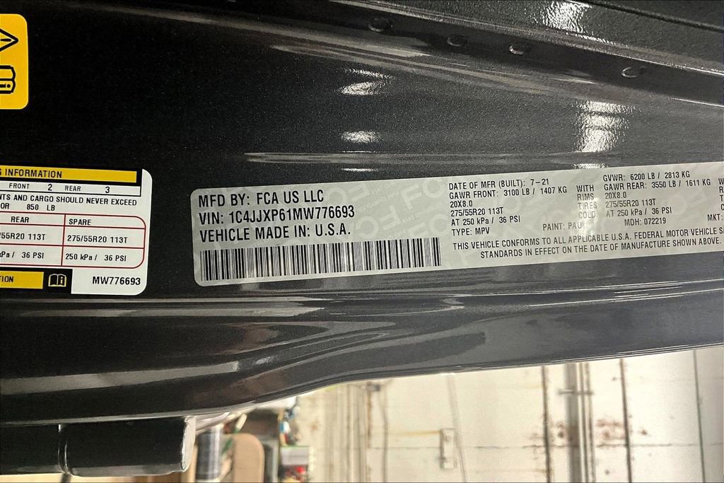 Used 2021 Jeep Wrangler Unlimited Sahara w/ Cold Weather Group image 19