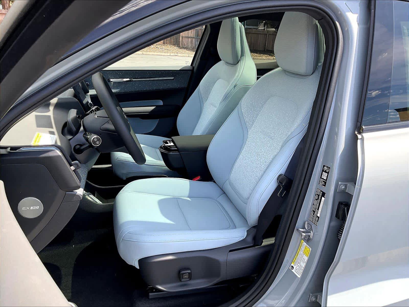 New 2026 Volvo EX30 Ultra w/ Climate Package image 11