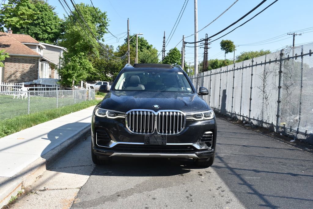 Used 2021 BMW X7 xDrive40i w/ Premium Package AWD/4WD image 3