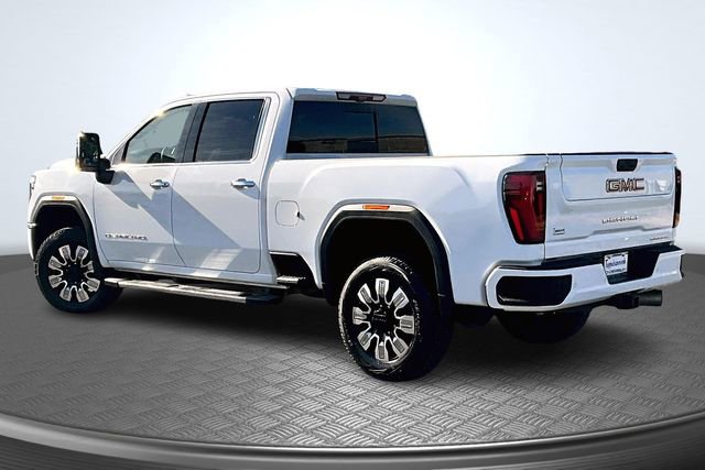 Used 2025 GMC Sierra 3500 Denali w/ Denali Reserve Package image 4
