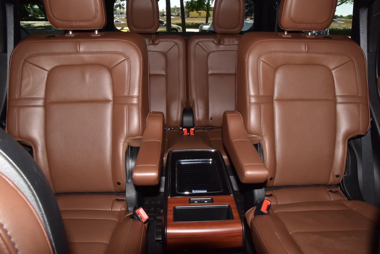 Used 2022 Lincoln Aviator Reserve w/ Equipment Group 201A image 23