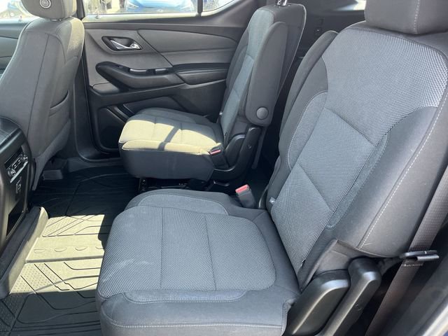 Used 2023 Chevrolet Traverse LT w/ LPO, Floor Liner Package AWD/4WD image 25