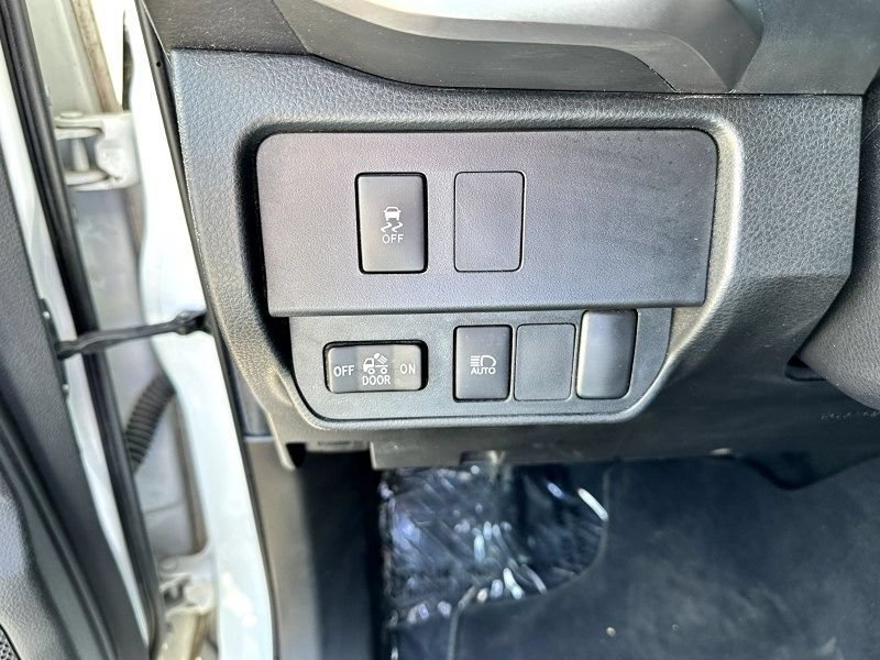 Used 2023 Toyota Tacoma SR5 RWD image 28