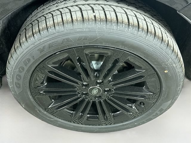 New 2026 Land Rover Range Rover Evoque Hoxton AWD/4WD image 32