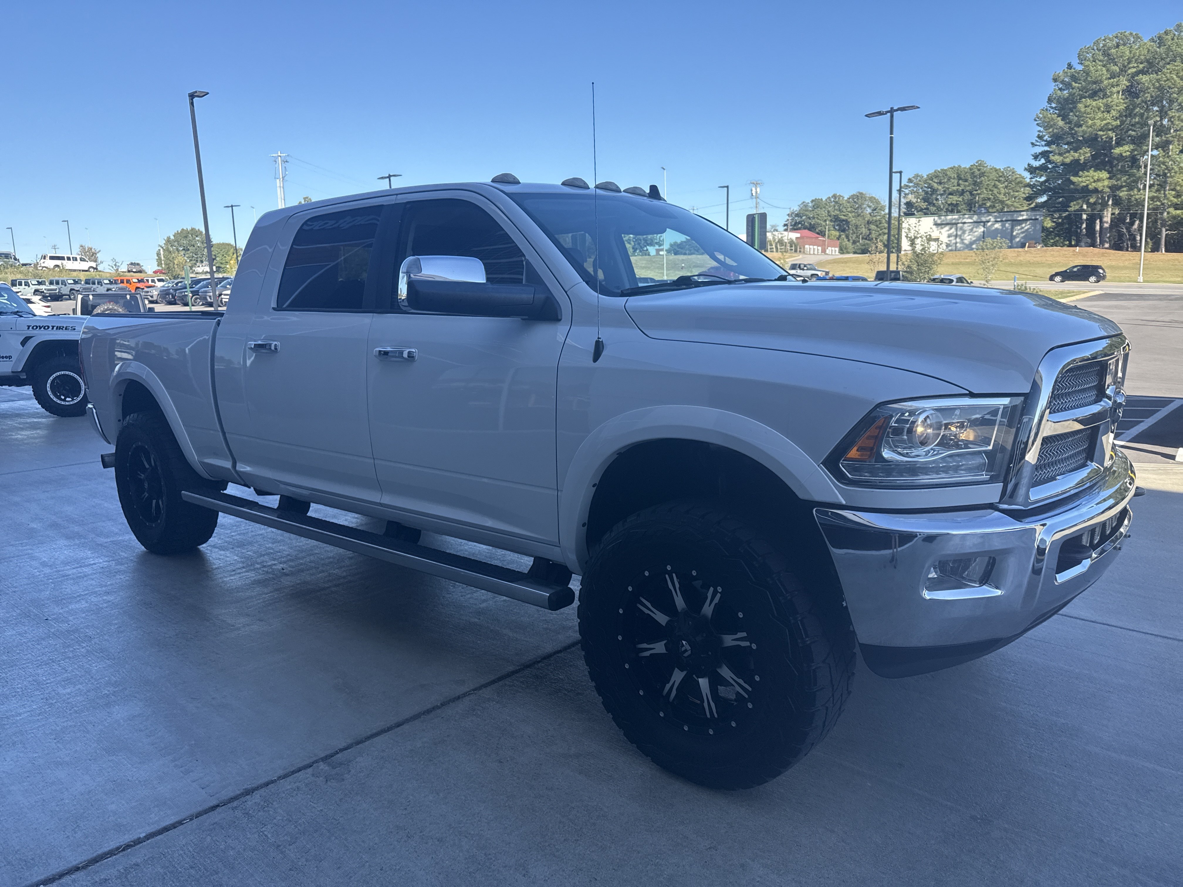 Used 2015 RAM 2500 Limited AWD/4WD image 3