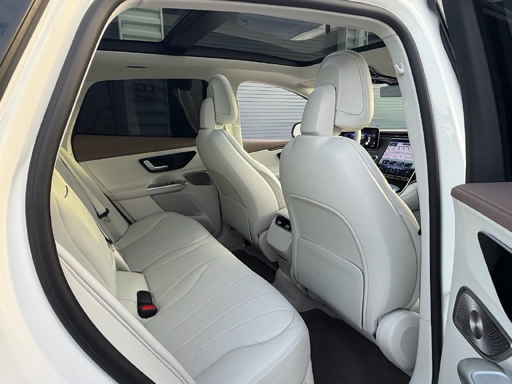 Used 2023 Mercedes-Benz EQE 350+ 4MATIC SUV image 20