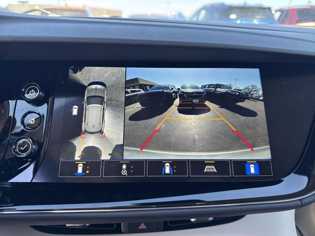 Used 2023 Buick Envision Avenir AWD/4WD image 17
