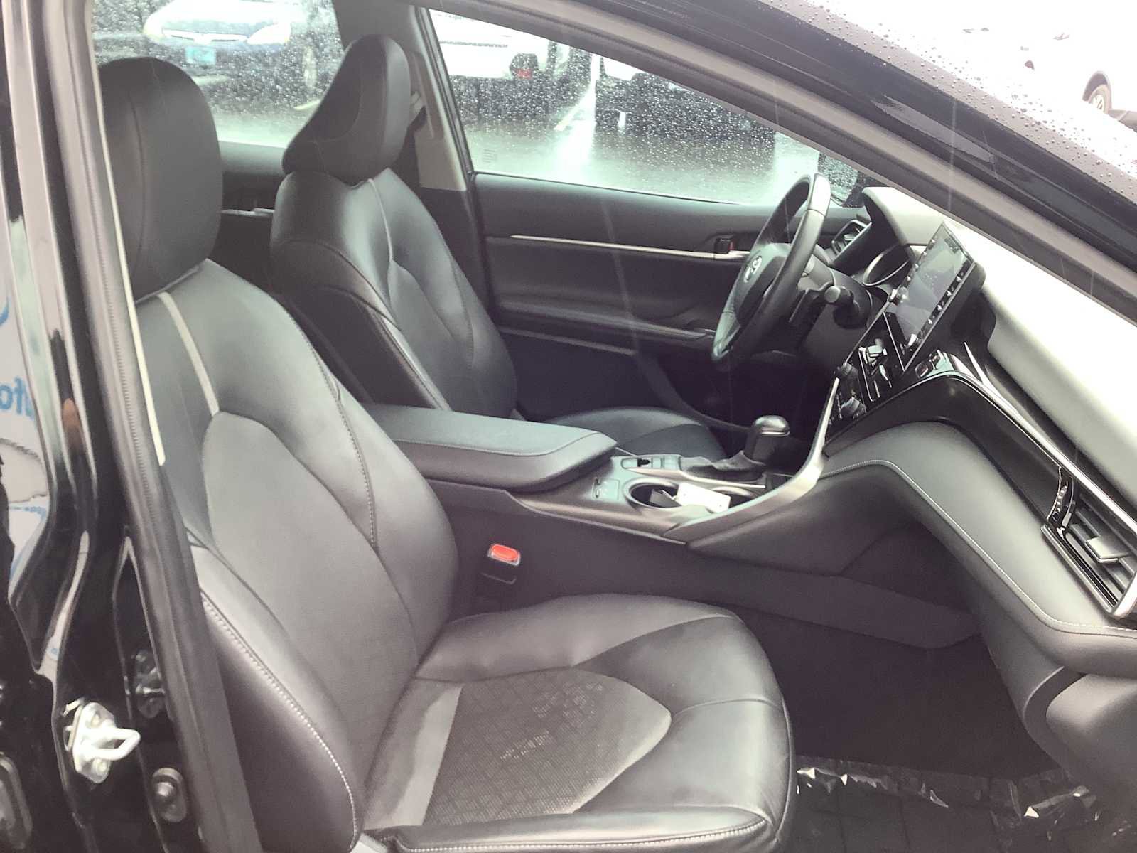 Used 2023 Toyota Camry XSE w/ Cold Weather Package image 15