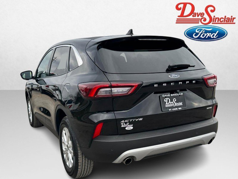 Used 2023 Ford Escape Active w/ Tech Pack #2 AWD/4WD image 9