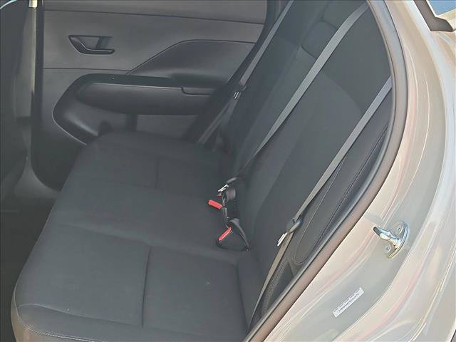 Used 2025 Hyundai Kona SEL FWD image 13