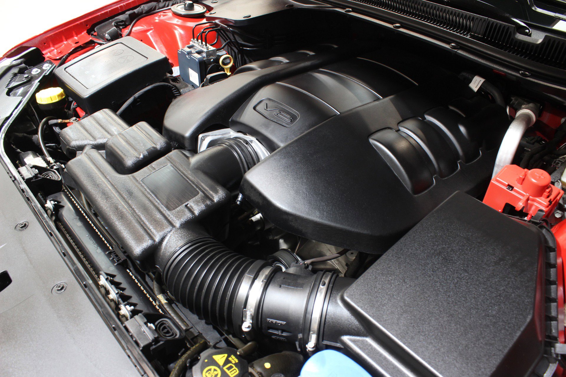 Used 2014 Chevrolet SS RWD image 25