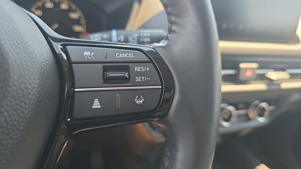 Used 2024 Honda HR-V EX-L image 24