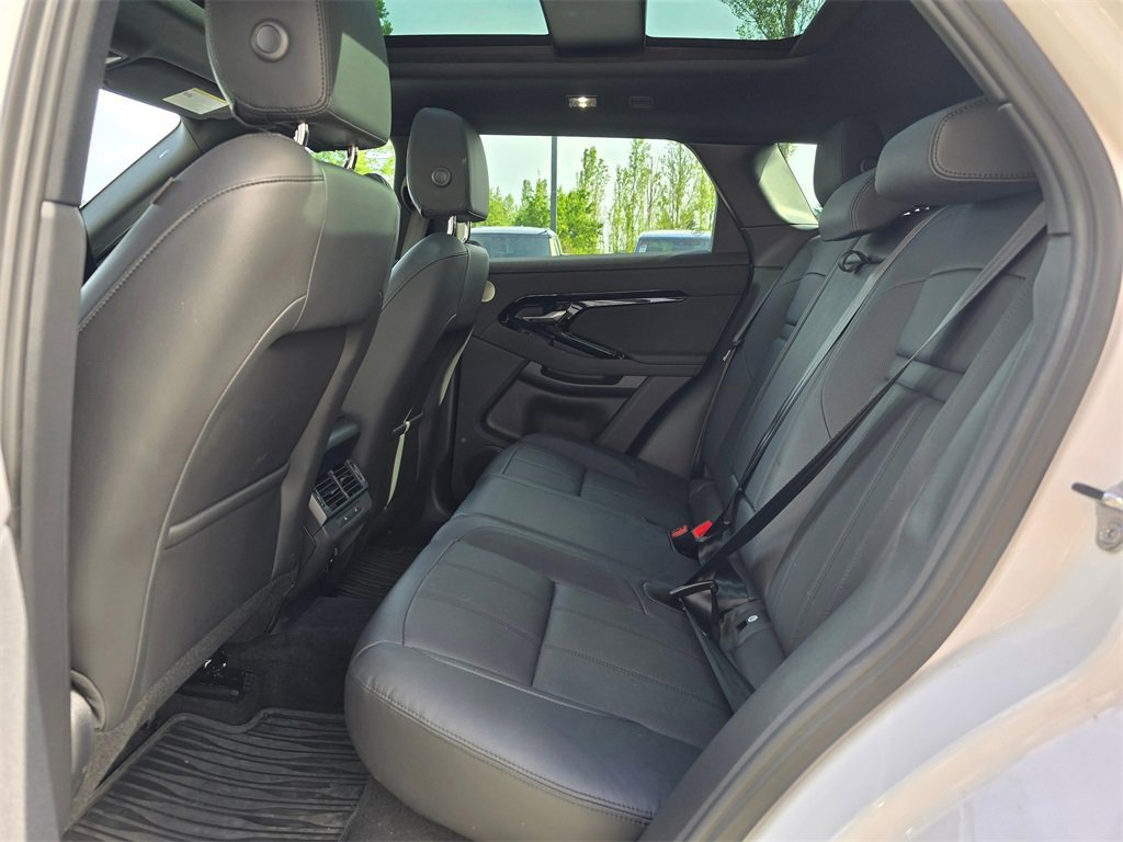 Used 2024 Land Rover Range Rover Evoque Dynamic SE image 25