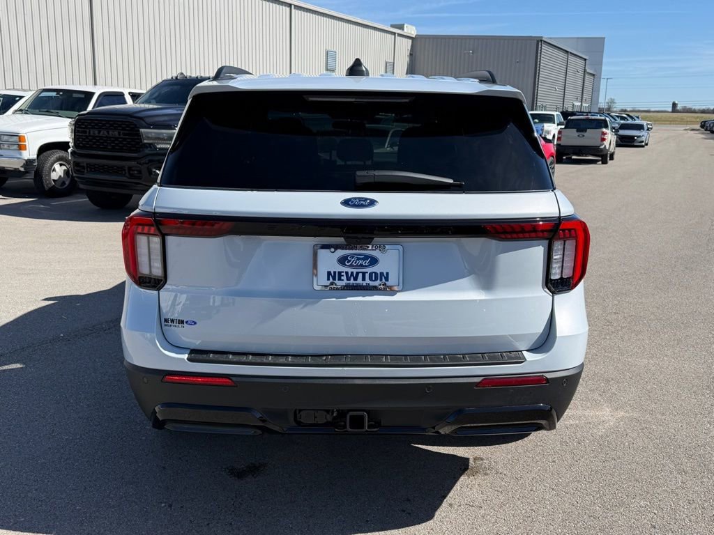 New 2026 Ford Explorer ST-Line image 32