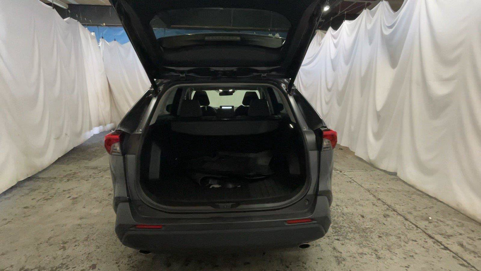Used 2023 Toyota RAV4 XLE w/ Convenience Package AWD/4WD image 19