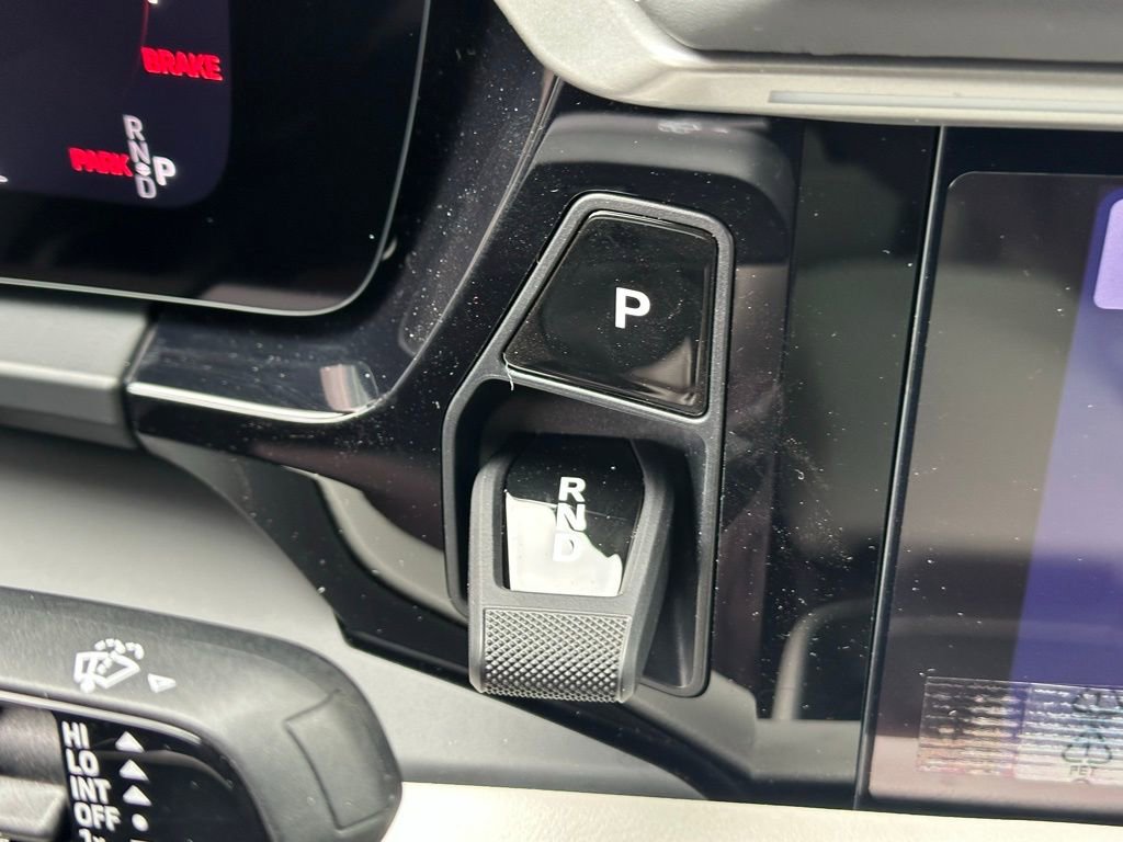 Used 2026 Porsche Macan Electric image 34