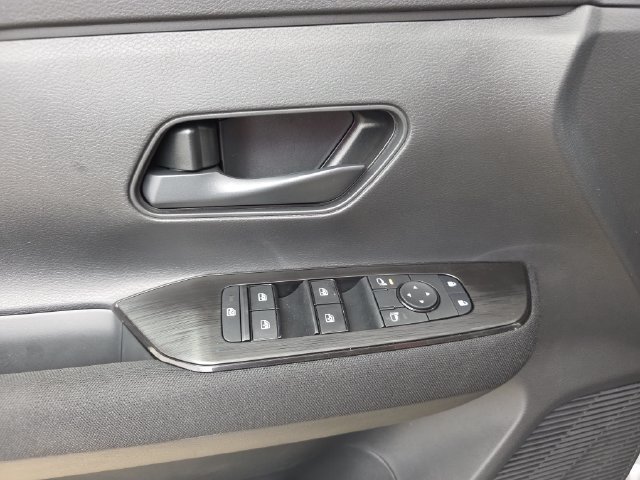 New 2027 Nissan Kicks S FWD image 37