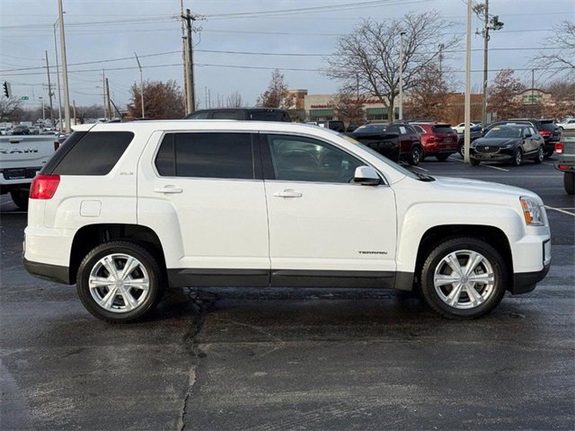 Used 2017 GMC Terrain SLE image 2