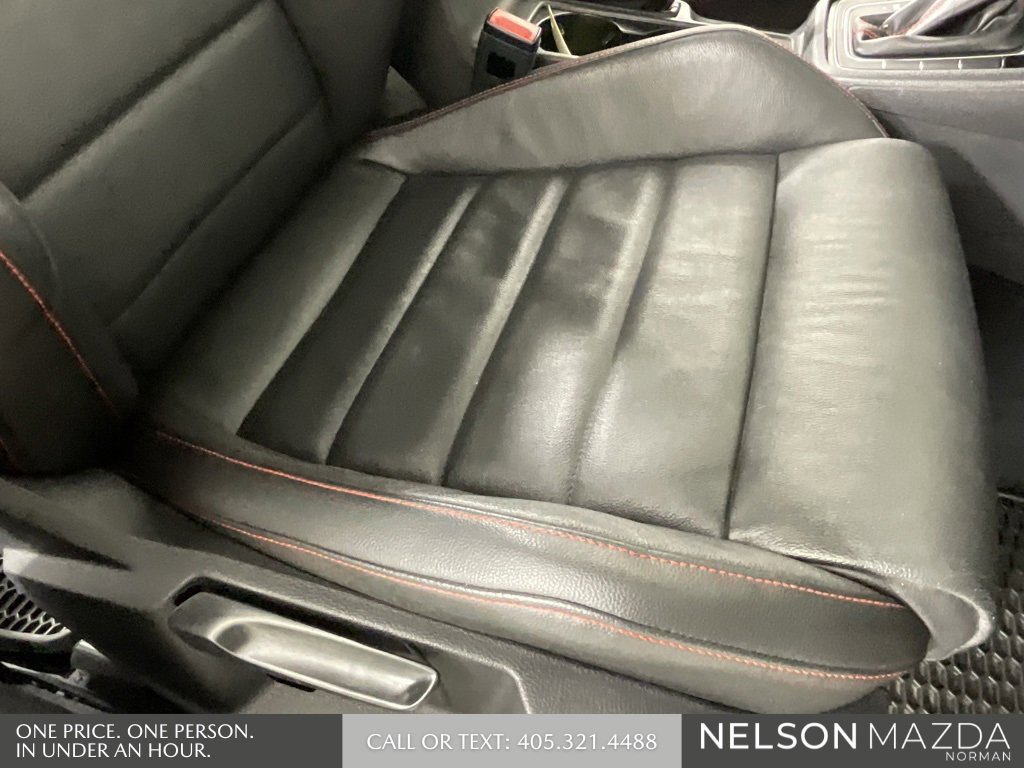 Used 2017 Volkswagen GTI SE image 27