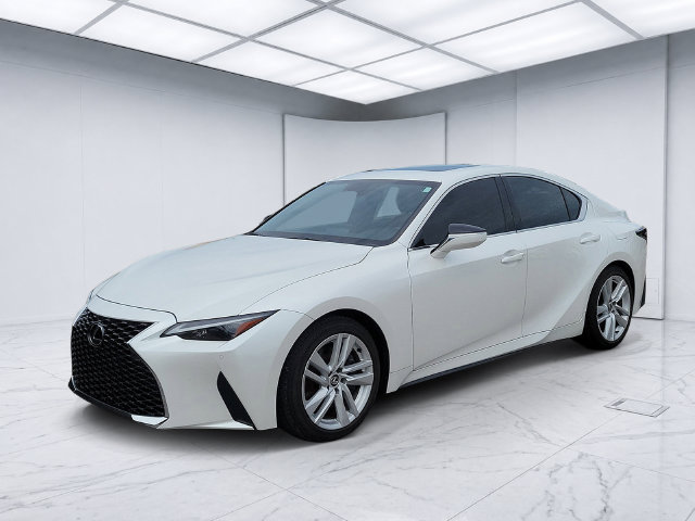 Used 2023 Lexus IS 300 w/ Comfort Package RWD image 2