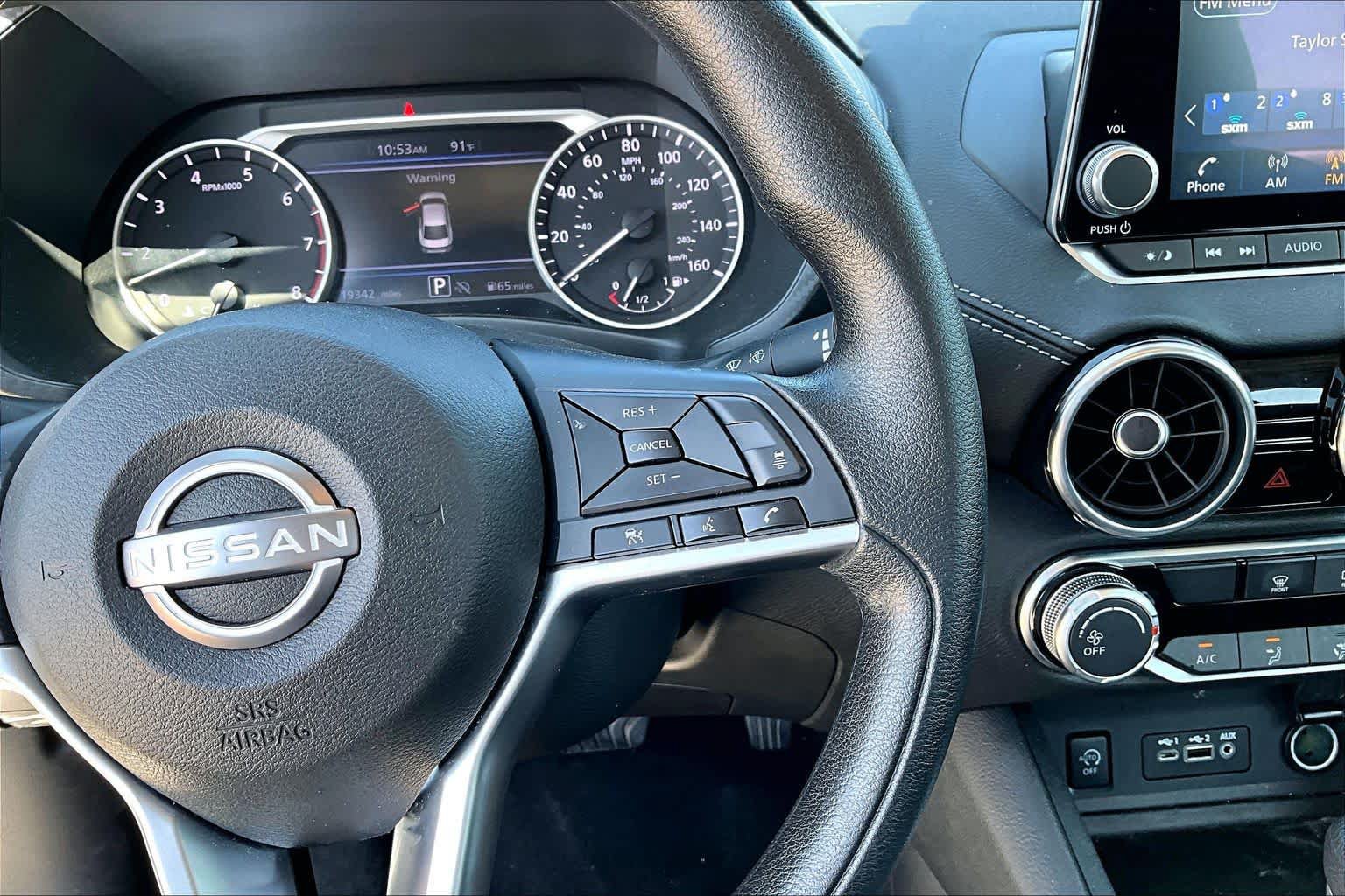 Used 2025 Nissan Sentra SV FWD image 17