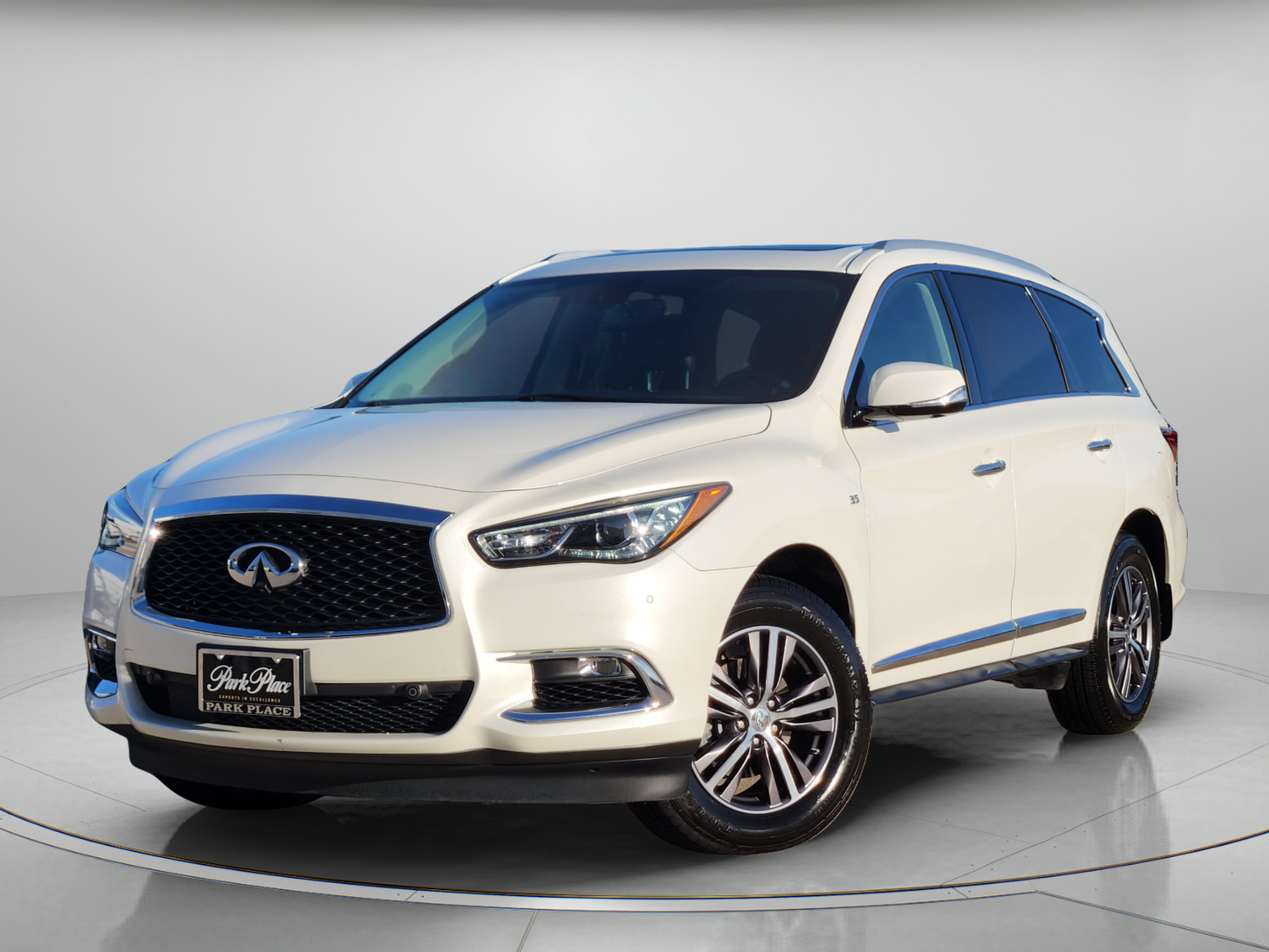 Used 2018 INFINITI QX60 Luxe w/ Premium Plus Package