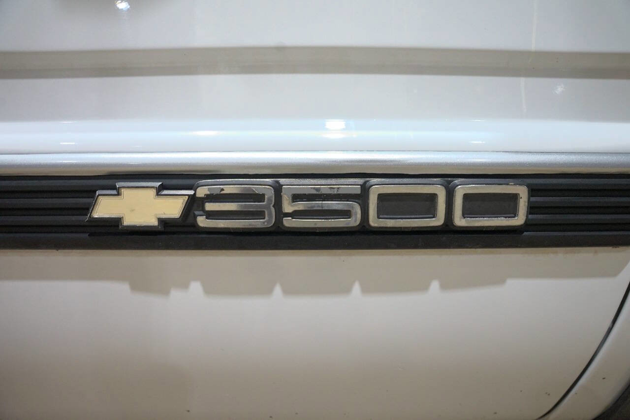 Used 1996 Chevrolet Silverado 3500 4x4 Crew Cab image 26