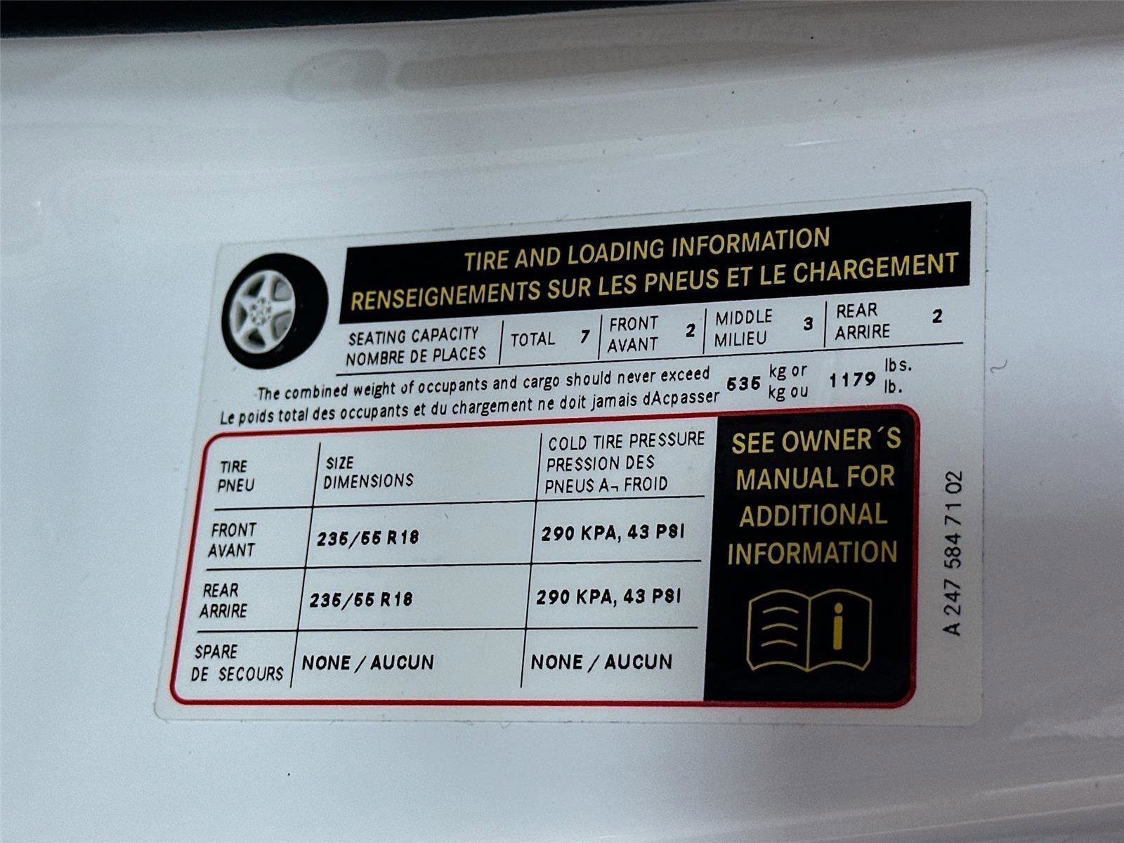 Certified 2025 Mercedes-Benz GLB 250 4MATIC image 38