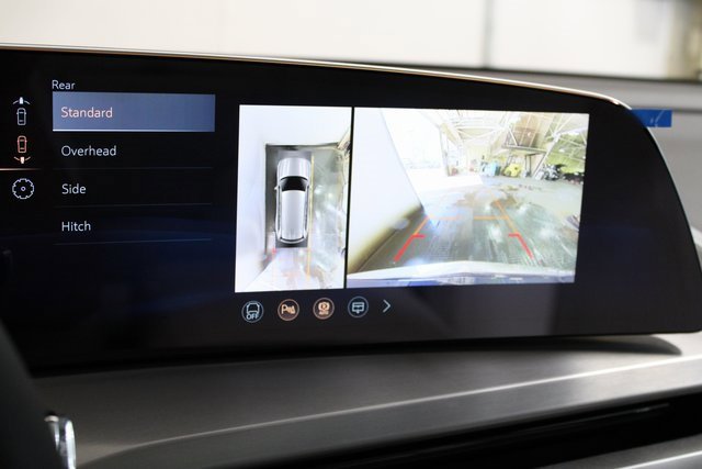 New 2026 Cadillac Vistiq Luxury image 18