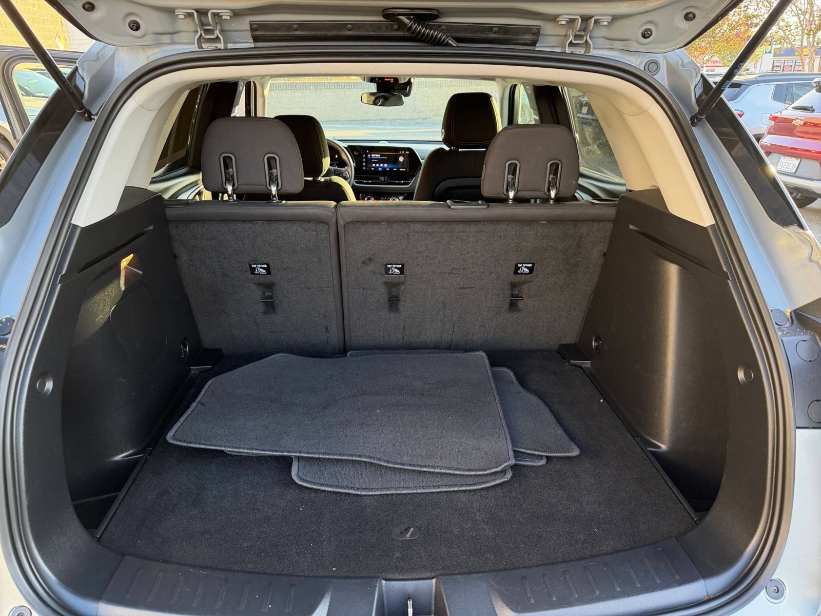 Used 2025 Chevrolet TrailBlazer LT FWD image 30