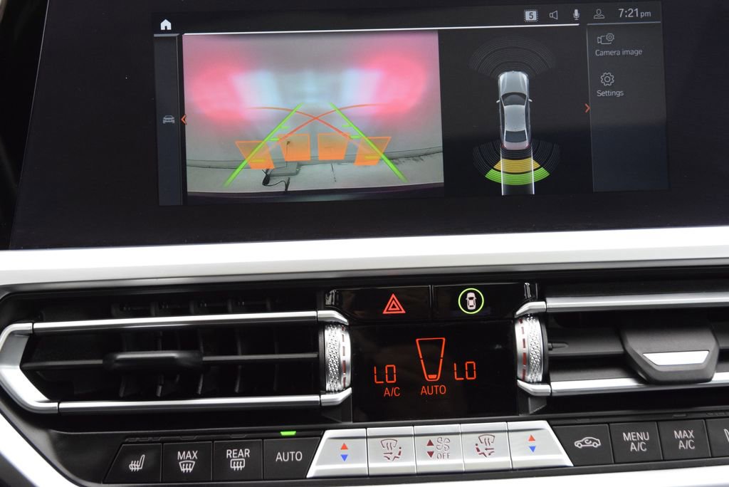 Used 2021 BMW 330i Sedan w/ Driving Assistance Package image 35