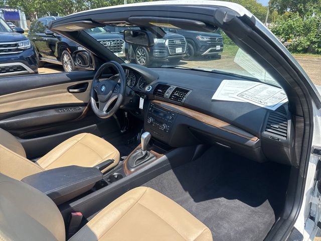 Used 2012 BMW 128i Convertible w/ Premium Pkg RWD image 13