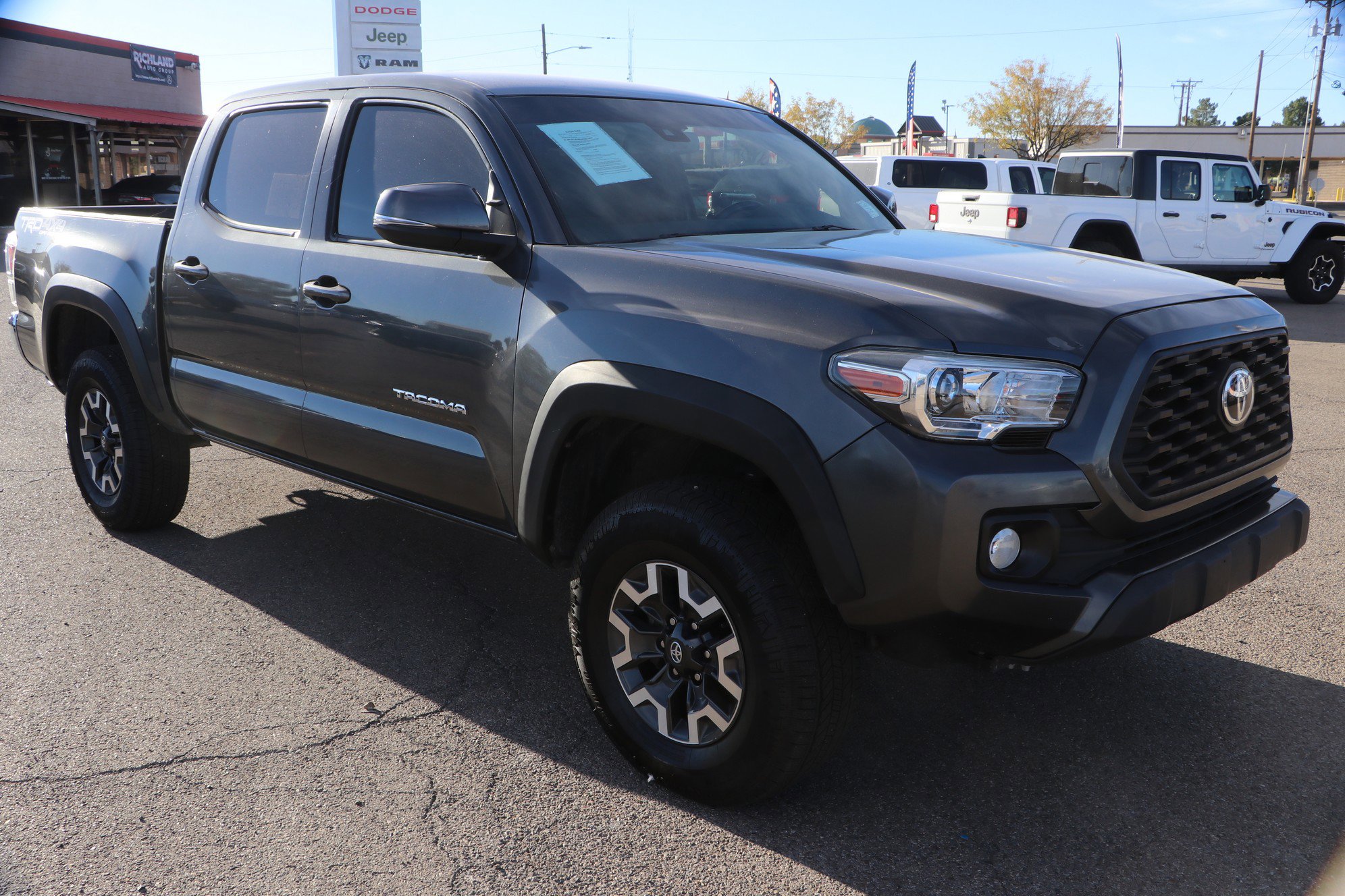 Used 2022 Toyota Tacoma TRD Off-Road video 1