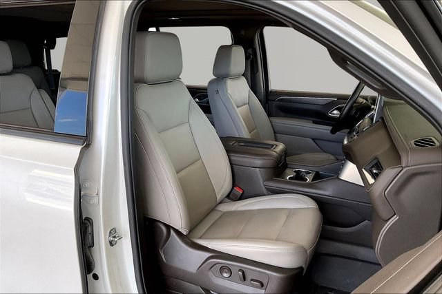 Used 2022 Chevrolet Tahoe Z71 w/ Z71 Off-Road Package AWD/4WD image 21