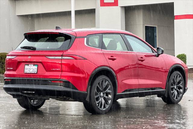 Certified 2026 Toyota Crown Signia w/ Advanced Technology Package AWD/4WD video 2